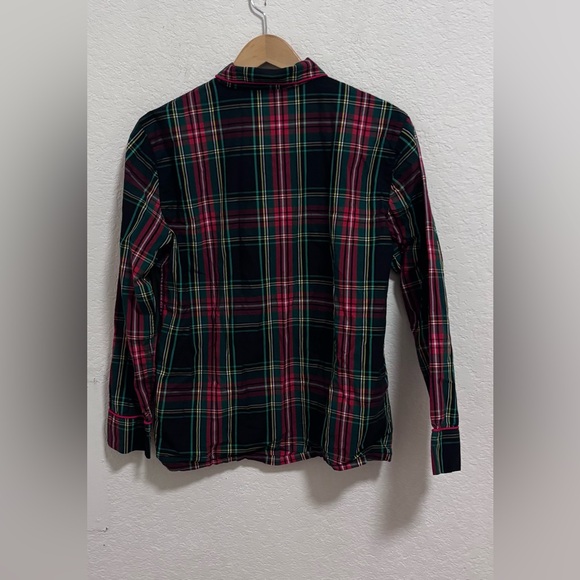J. Crew Long-sleeve cotton poplin pajama set in black Stewart tartan - Picture 3 of 10